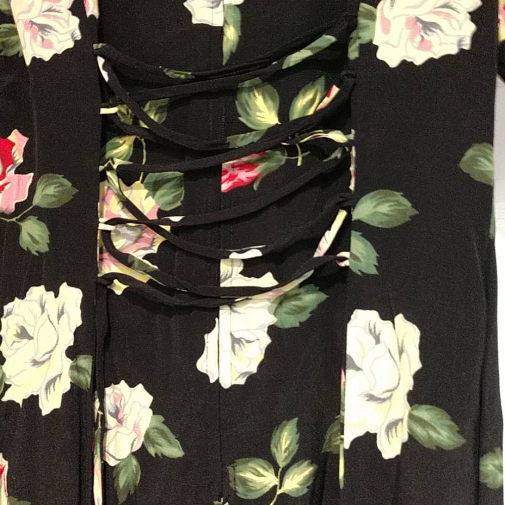 Dress - Picture 2 of 2